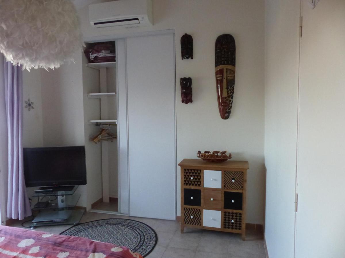 Logement Zen Sur La Colline Aux Mimosas Hyeres Bagian luar foto